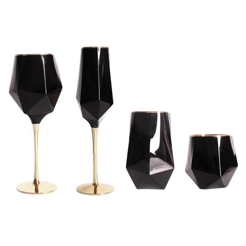 Verre à vin en cristal noir pu - Wine Beer The Whiskey avis et prix